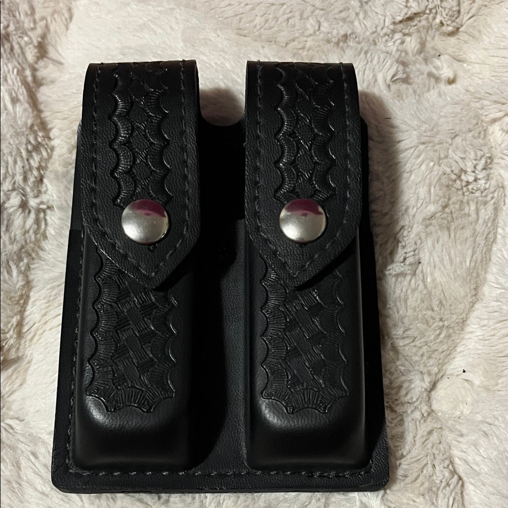 GLO Jeans Black Belt Bag
